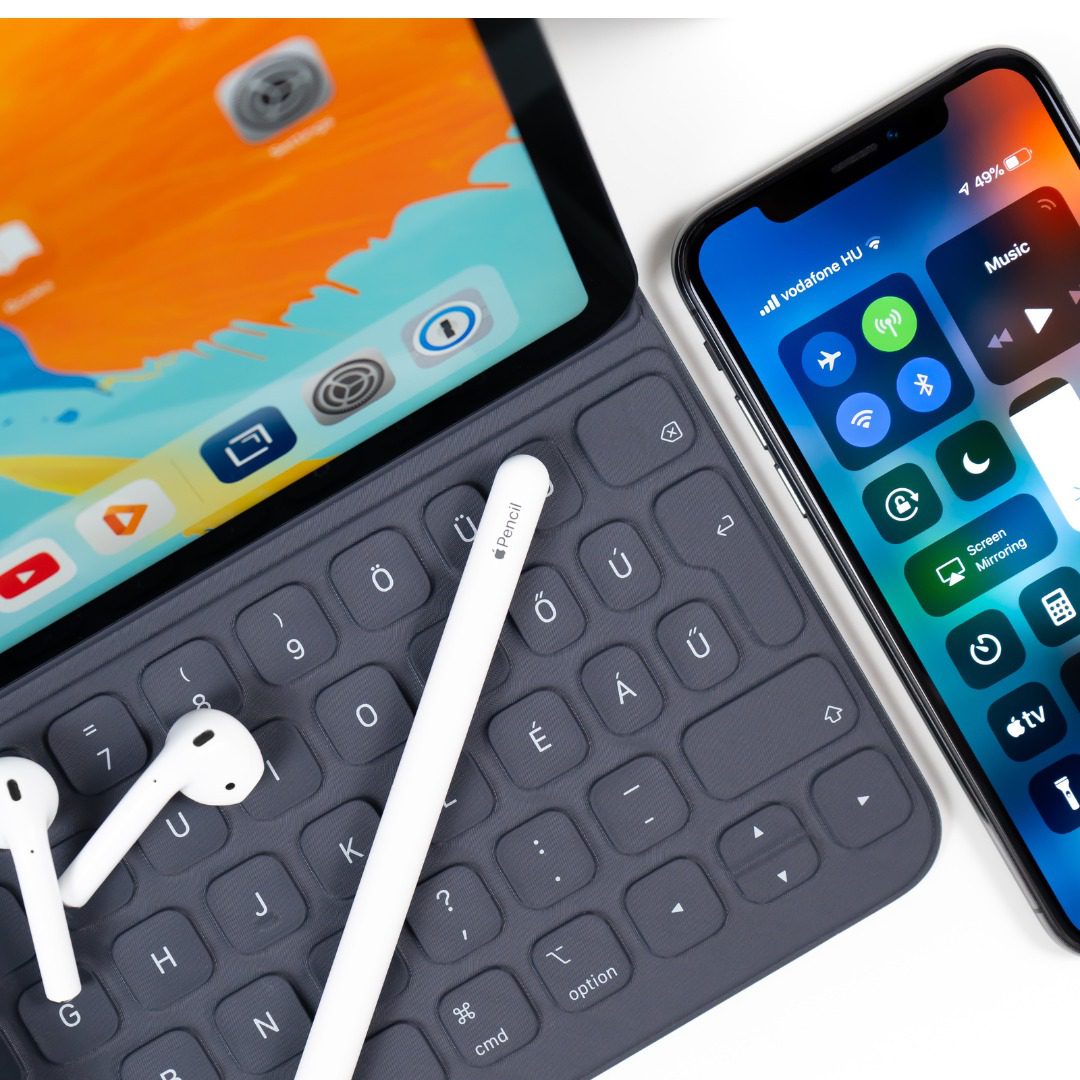 Phone, Tech Gadgets